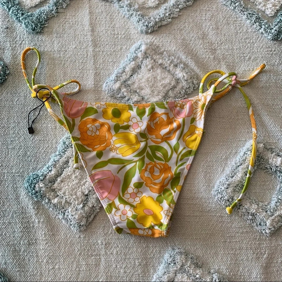 NWT Faithfull the Brand Floral Bikini Bottom - Picture 6 of 6